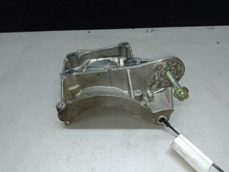 Кронштейн компрессора кондиционера PILOT 15- 2017 3.5L