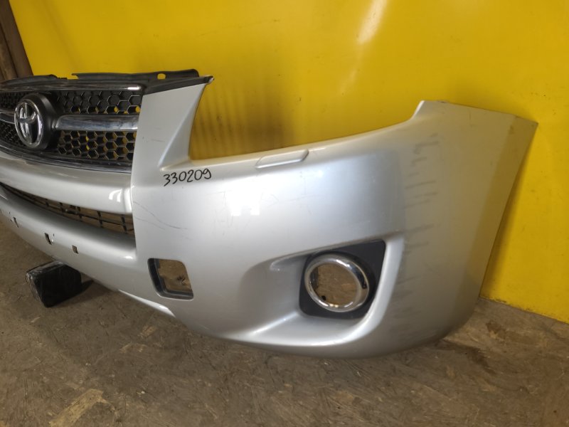Бампер передний TOYOTA RAV4 05-12 Бампер передний TOYOTA RAV4 05-12