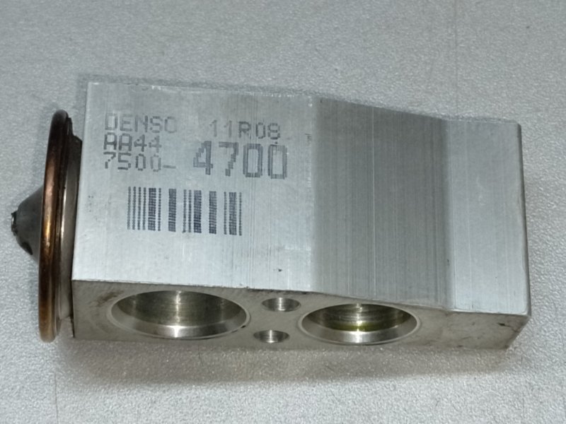 Клапан кондиционера TOYOTA CAMRY 55 14-17 2015 ASV50 2.5 2ARFE 88515-02530 Б/У