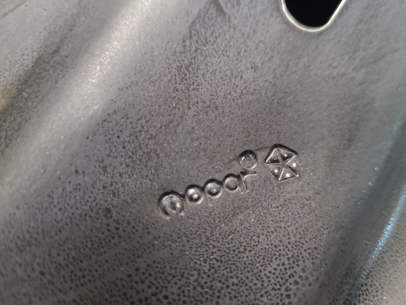 Крышка багажника 300 04-10