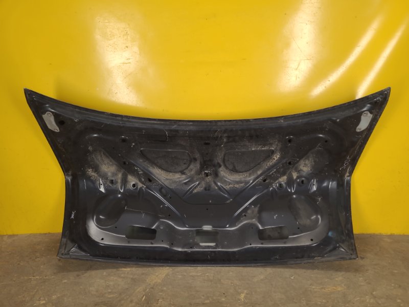 Крышка багажника 300 04-10