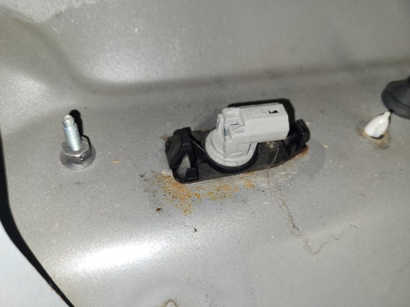 Крышка багажника CAMRY 40 06-11