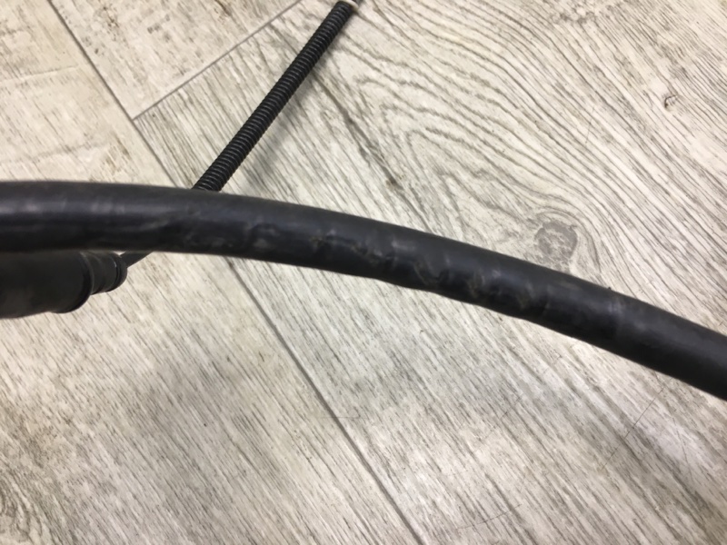 Трос стояночного тормоза левый HYUNDAI ACCENT RB 10- RB 1.6 G4FD Трос стояночного тормоза левый HYUNDAI ACCENT RB 10- RB 1.6 G4FD