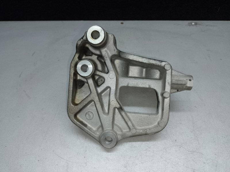 Кронштейн опоры двигателя задний SUZUKI KIZASHI 09-14 J24B