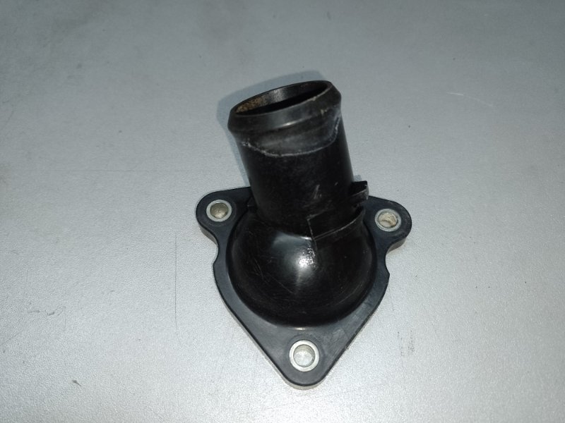 Крышка термостата SUZUKI KIZASHI 09-14 2011 J24B 17560-57L00 Б/У