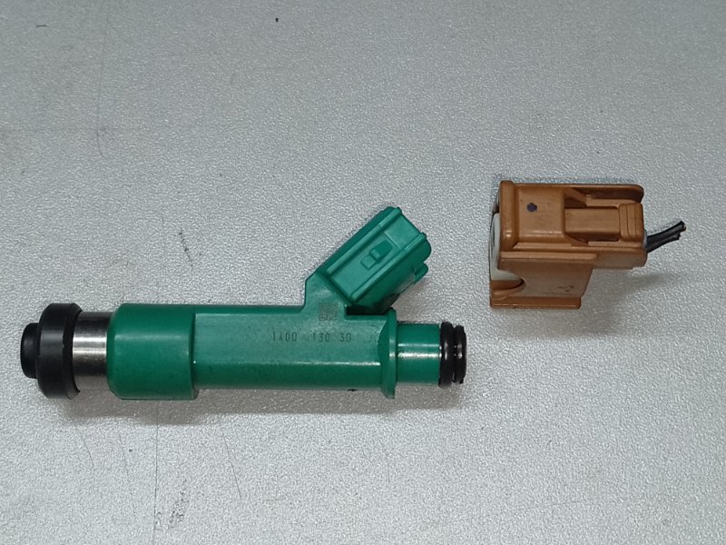 Форсунка топливная SUZUKI KIZASHI 09-14 2011 J24B 15710-78K00 Б/У