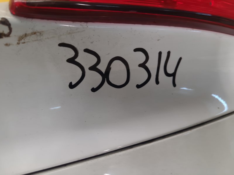 Крышка багажника CIVIC FC/FK 15-