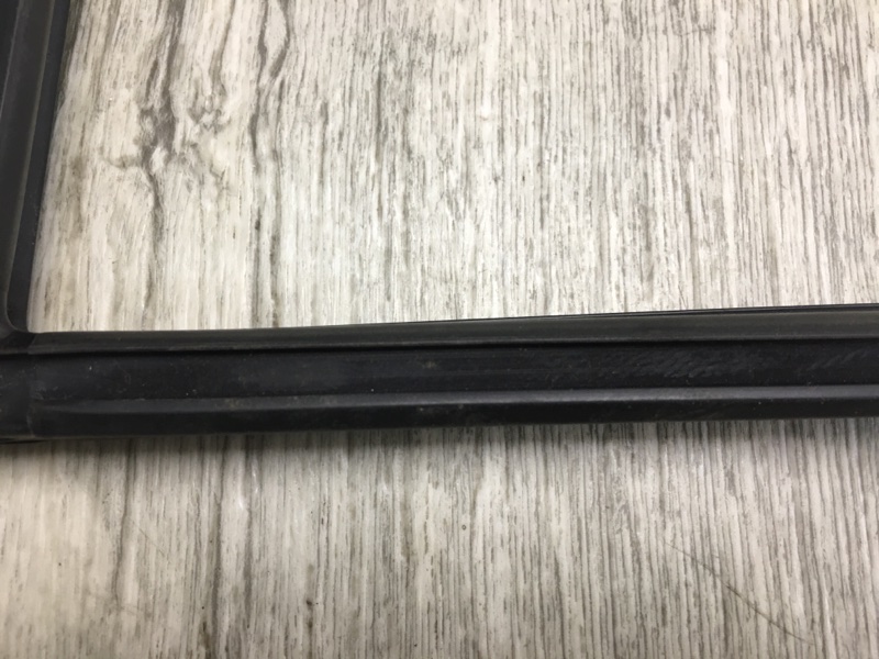 Уплотнитель стекла двери задний левый GRAND VITARA 05-15 2005 Внедорожник 2.0 J20A Уплотнитель стекла двери задний левый GRAND VITARA 05-15 2005 Внедорожник 2.0 J20A