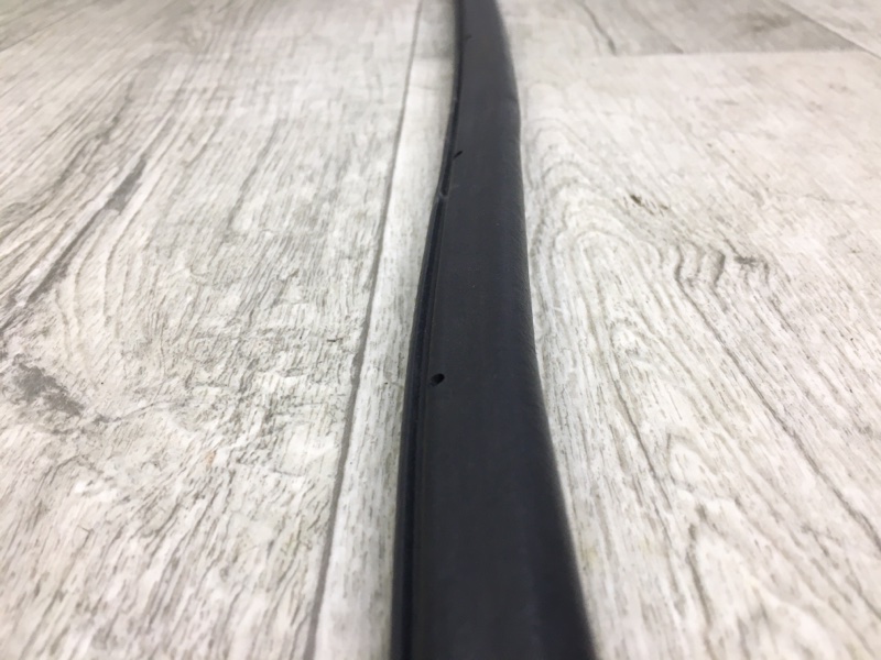 Уплотнитель двери передний правый GRAND VITARA 05-15 2005 Внедорожник 2.0 J20A