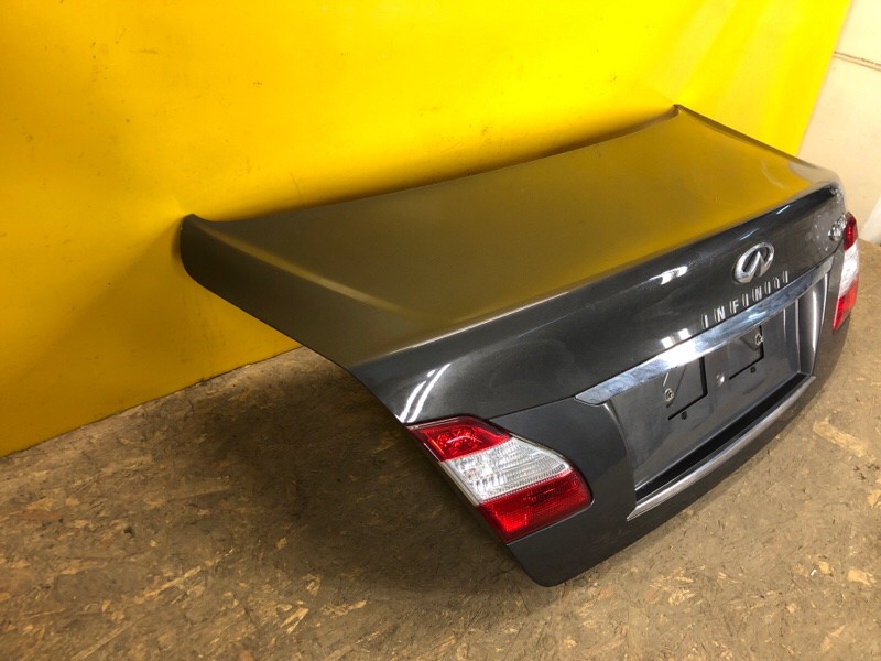 Крышка багажника M25/M37/M56/Q70/M35H 10-16