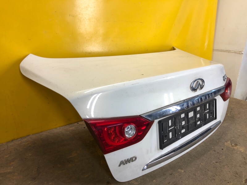 Крышка багажника Q50 15-20