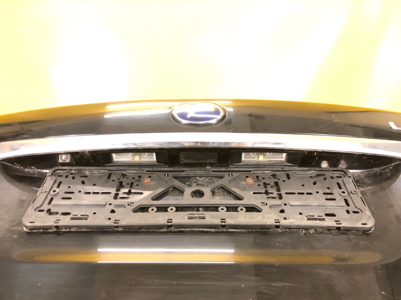 Крышка багажника LS600HL 06-17