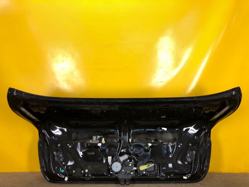 Крышка багажника LS600HL 06-17