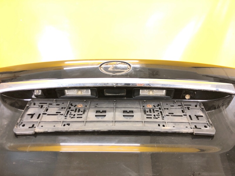 Крышка багажника LS460 06-12