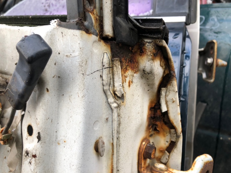 Дверь задняя левая 626 GD 87-91