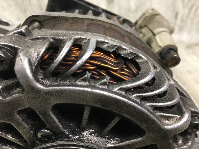 Генератор CX-7 06-12 2009 Внедорожник 2.3 Генератор CX-7 06-12 2009 Внедорожник 2.3