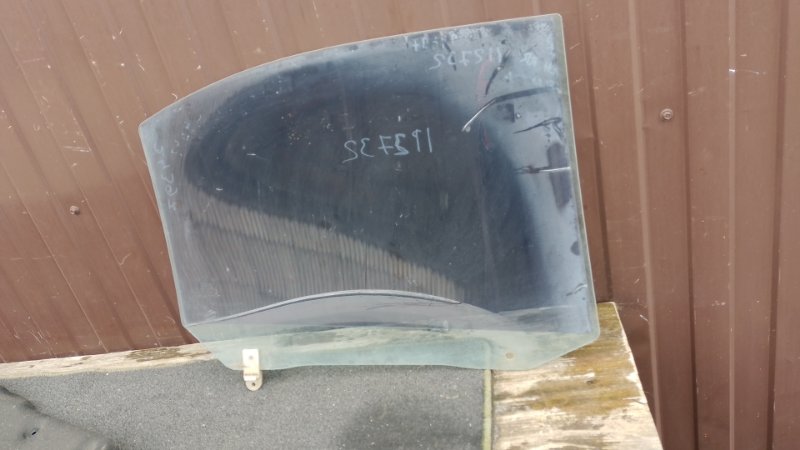 Стекло двери заднее левое ELANTRA XD 00-06