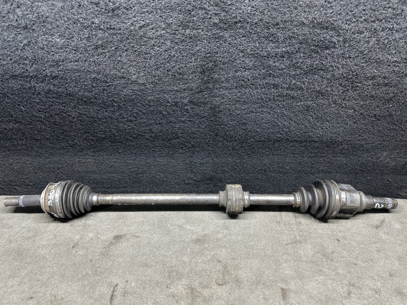 Запчасть привод передний правый TOYOTA PRIUS C/AQUA 11-14 2013 NHP10L 1NZ-FXE 1.5L 43410-52350 Б/У Привод передний правый TOYOTA PRIUS C/AQUA 11-14 2013 NHP10L 1NZ-FXE 1.5L 43410-52350 Б/У