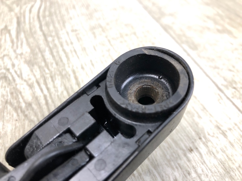 Поводок стеклоочистителя задний GRAND VITARA 05-15 2005 Внедорожник 2.0 J20A