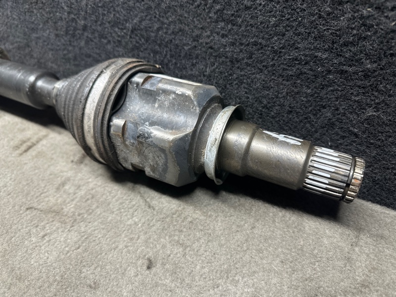 Привод передний правый PRIUS - 30 09-17 2013 1.8 2ZRFXE Привод передний правый PRIUS - 30 09-17 2013 1.8 2ZRFXE