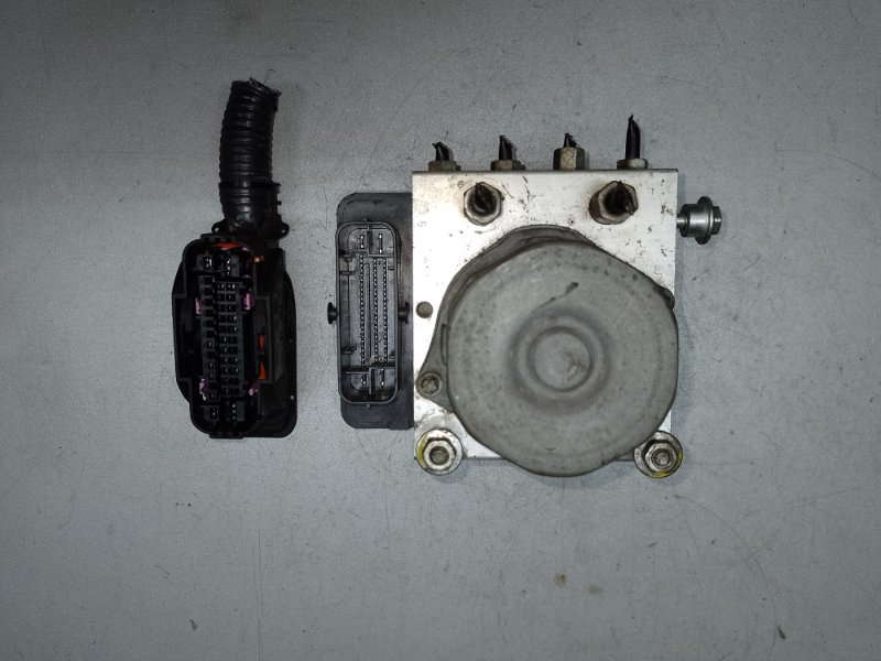 Блок ABS NISSAN X-TRAIL/ROGUE T32 13-20 2.5 QR25DE