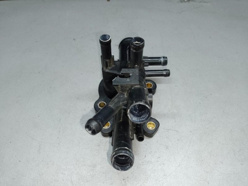 Фланец системы охлаждения X-TRAIL/ROGUE T32 13-20 2015 2.5 QR25DE