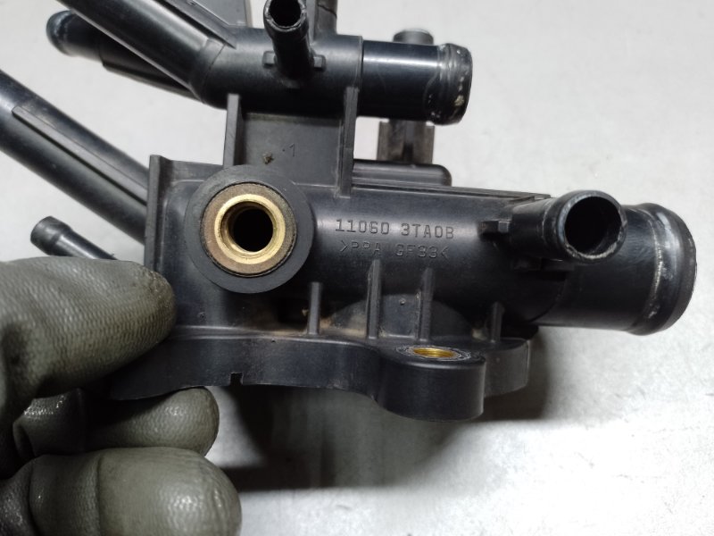 Фланец системы охлаждения X-TRAIL/ROGUE T32 13-20 2015 2.5 QR25DE