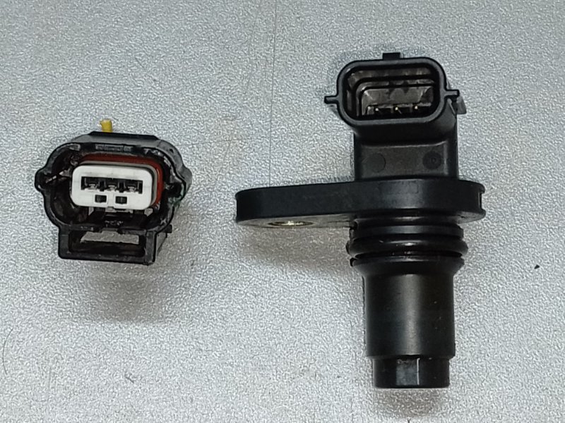 Датчик положения распредвала NISSAN X-TRAIL/ROGUE T32 13-20 2015 2.5 QR25DE 23731-JA11B Б/У