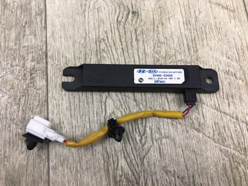 Антенна HYUNDAI SANTA FE (TM) 18-23 95460-S2000 Б/У