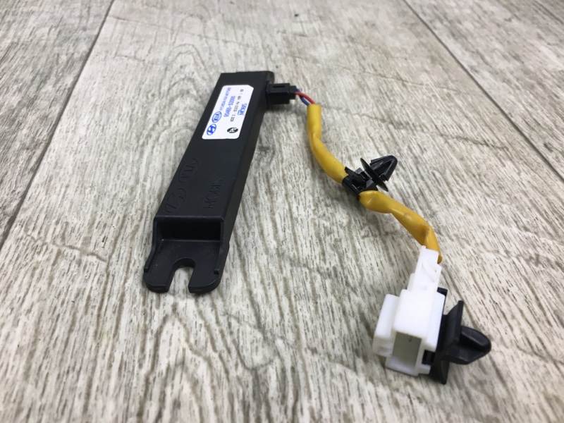 Антенна HYUNDAI SANTA FE (TM) 18-23