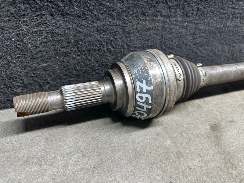 Привод задний правый LS460 06-12 2007 XF40 4.6 1UR-FSE