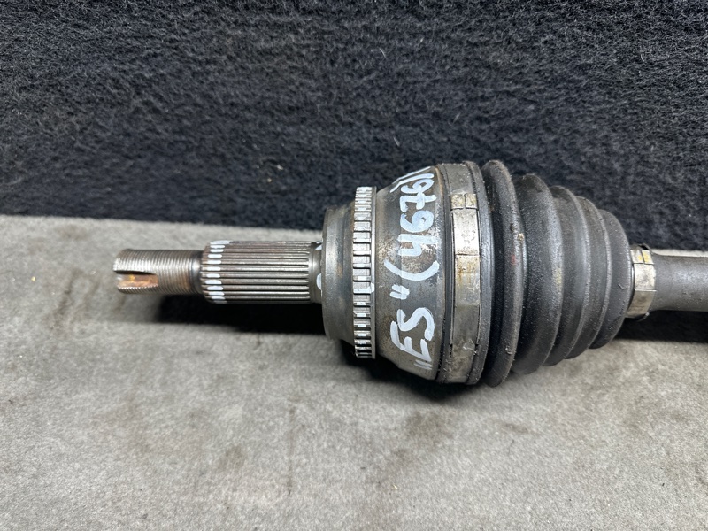 Привод передний левый LEXUS ES300 ES330 01-06 XV30 3.3 3MZFE