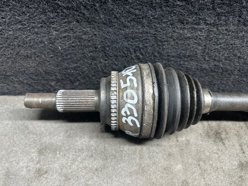 Привод передний правый LEXUS ES300 ES330 01-06 XV30 3.3 3MZFE