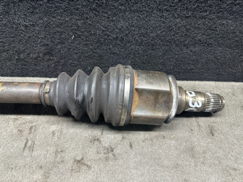 Привод передний GX470 02-09 2003 UZJ120L 4.7 2UZFE