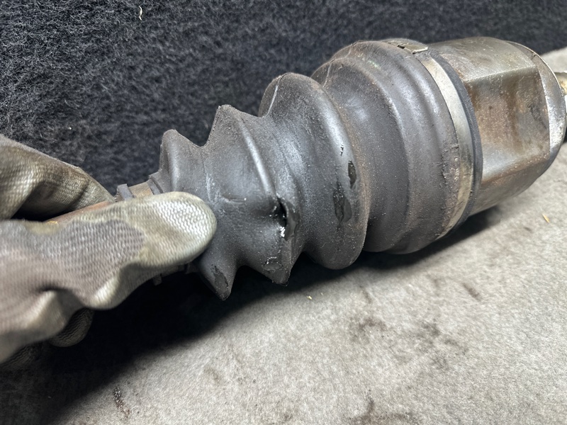 Привод передний GX470 02-09 2003 UZJ120L 4.7 2UZFE