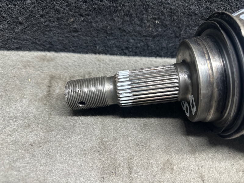 Привод передний GX470 02-09 2003 UZJ120L 4.7 2UZFE