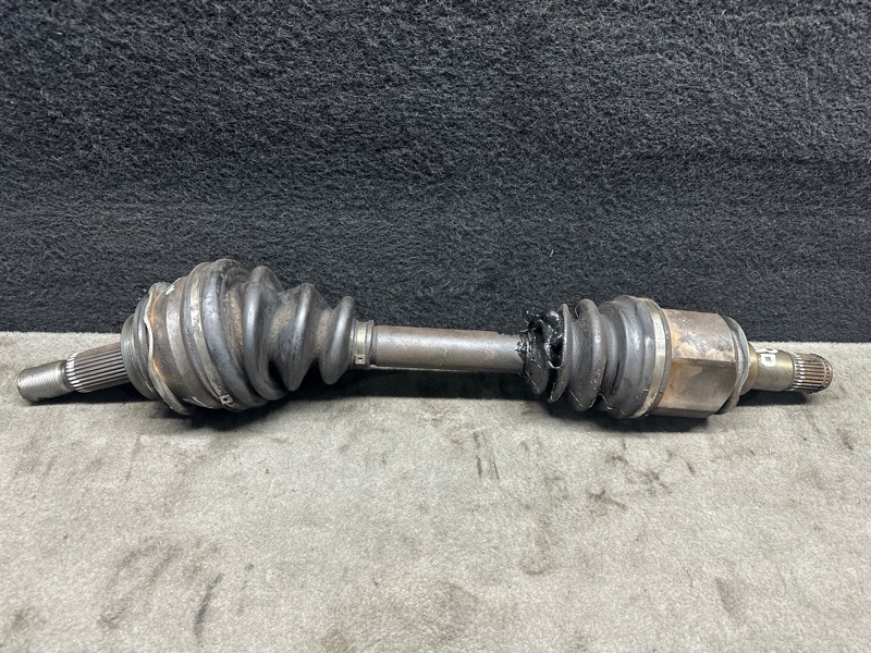 Привод передний LEXUS GX470 02-09 2003 UZJ120L 4.7 2UZFE 43430-60060 Б/У