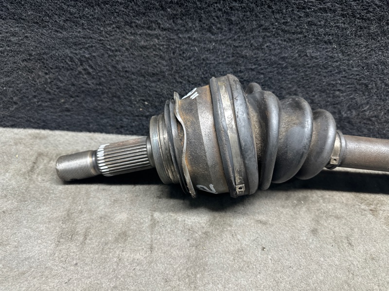 Привод передний LEXUS GX470 02-09 UZJ120L 4.7 2UZFE