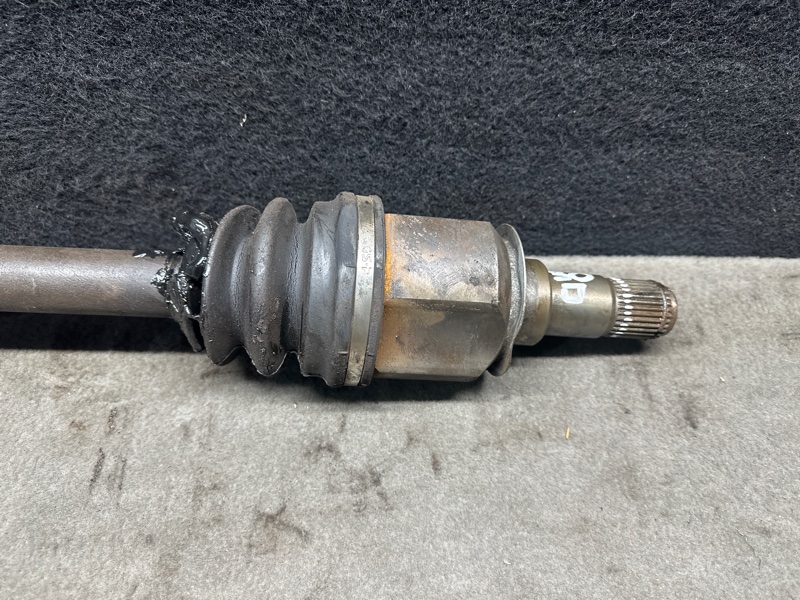 Привод передний GX470 02-09 2003 UZJ120L 4.7 2UZFE