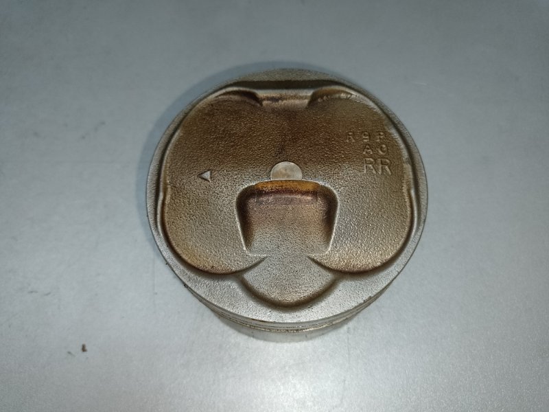 Поршень задний правый HONDA PILOT 15- 2017 3.5L 13010-R9P-A00 Б/У