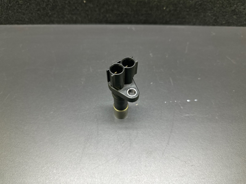 Датчик положения коленвала TOYOTA CAMRY 55 14-17 ASV50 2.5 2ARFE