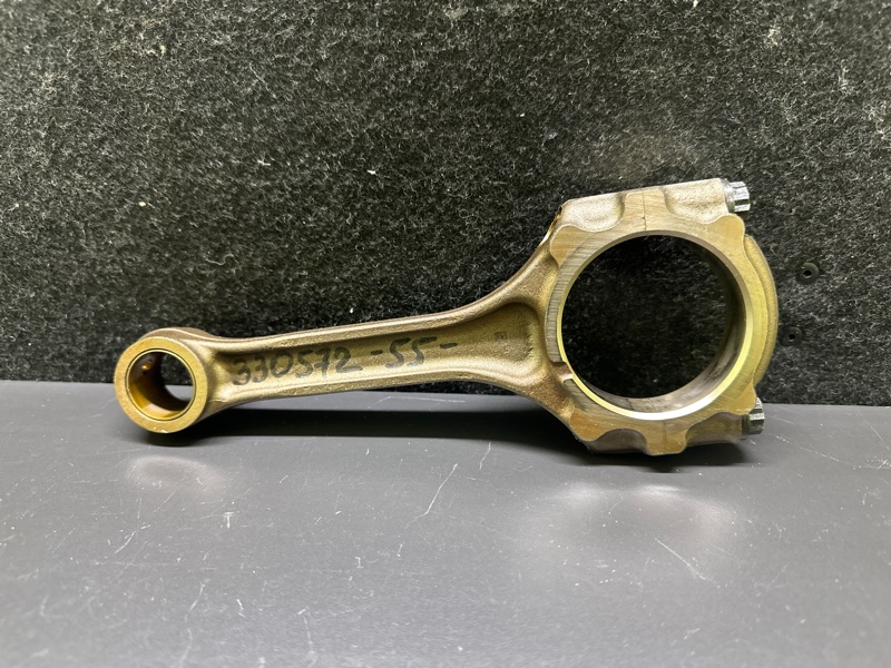 Запчасть шатун TOYOTA CAMRY 55 14-17 2015 ASV50 2.5 2ARFE 13201-09A45-B0 Б/У Шатун TOYOTA CAMRY 55 14-17 2015 ASV50 2.5 2ARFE 13201-09A45-B0 Б/У