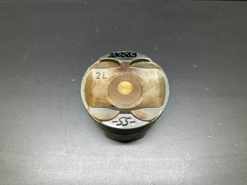 Запчасть поршень TOYOTA CAMRY 55 14-17 2015 ASV50 2.5 2ARFE 13211-0V012-A0 Б/У Поршень TOYOTA CAMRY 55 14-17 2015 ASV50 2.5 2ARFE 13211-0V012-A0 Б/У