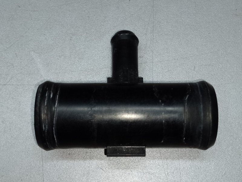 Тройник системы охлаждения MITSUBISHI LANCER X 10 07-15 2014 2.0 4B11 1370A627 Б/У