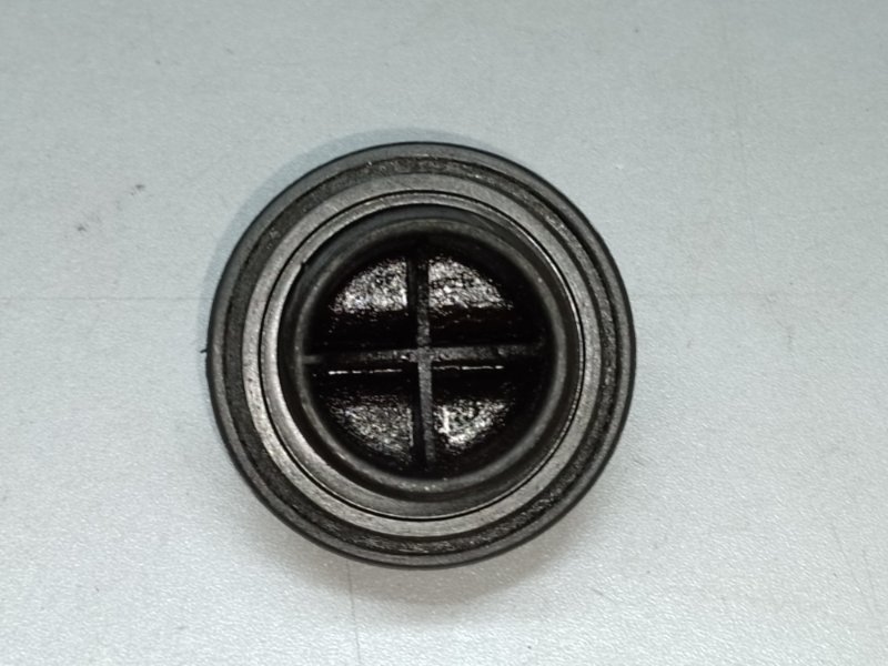 Крышка маслозаливной горловины MATRIX 02-08 2002 ZZE132 1.8L 1ZZ-FE