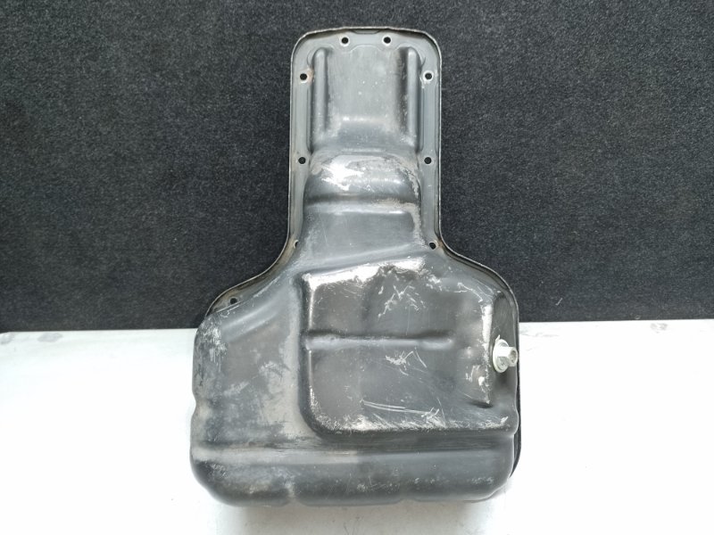 Поддон двигателя MATRIX 02-08 2002 ZZE132 1.8L 1ZZ-FE