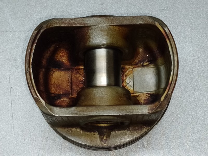 Поршень MATRIX 02-08 2002 ZZE132 1.8L 1ZZ-FE