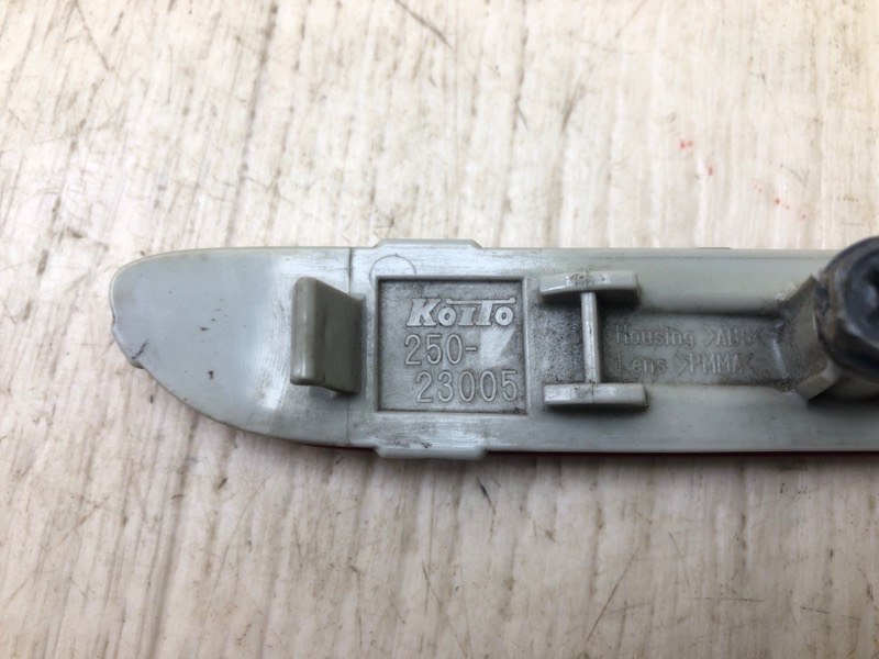 Катафот R правый задний PATHFINDER R52 12-21 2014 3.5L 6