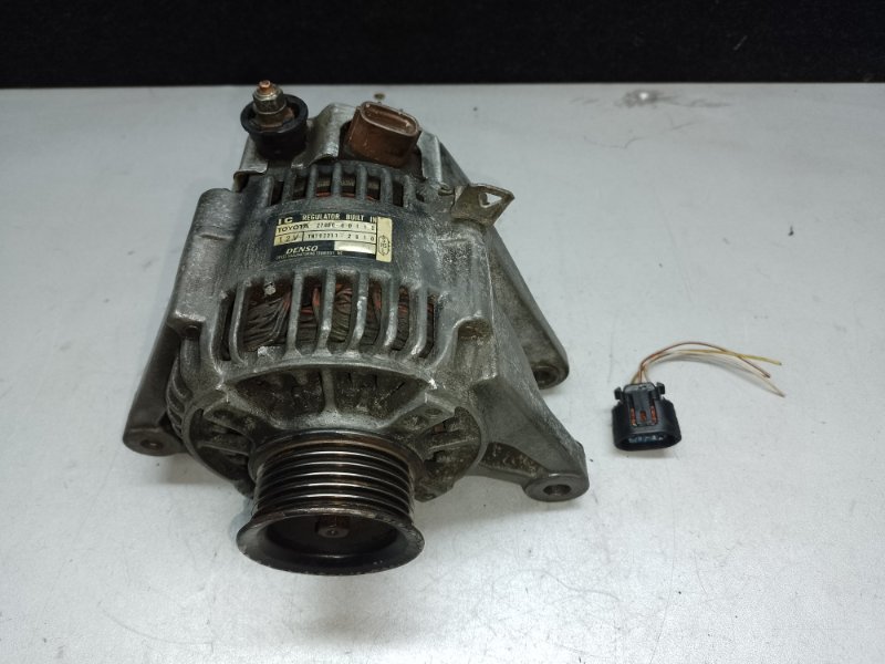 Генератор TOYOTA MATRIX 02-08 2002 ZZE132 1.8L 1ZZ-FE 27060-0D110 Б/У