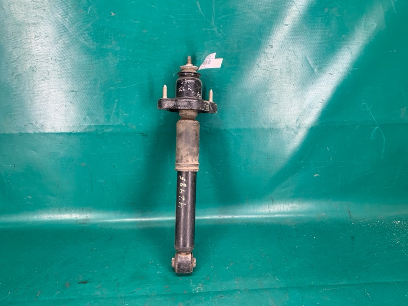 Амортизатор задний MITSUBISHI OUTLANDER XL 05-13 4162A050 Б/У